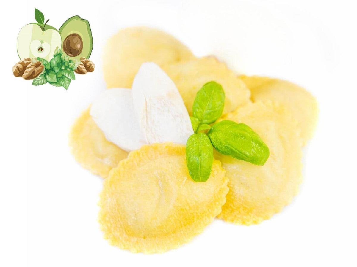 Frische Medaglioni Pasta mit Avocado-Apfel-Minze Füllung