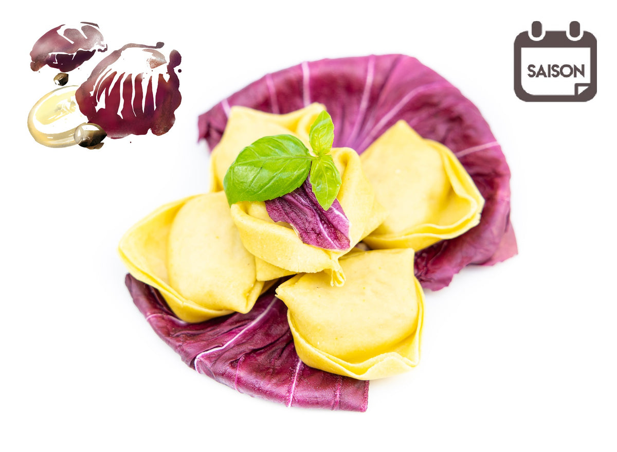 Tortellacci mit Radicchio, Haselnuss & Taleggiokäse