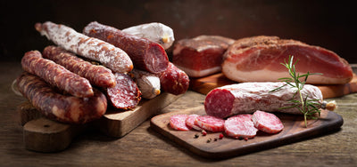 Italienische Wurst-Spezialitäten - aromatische Salumi-Pikanterie nach traditionellem Handwerk