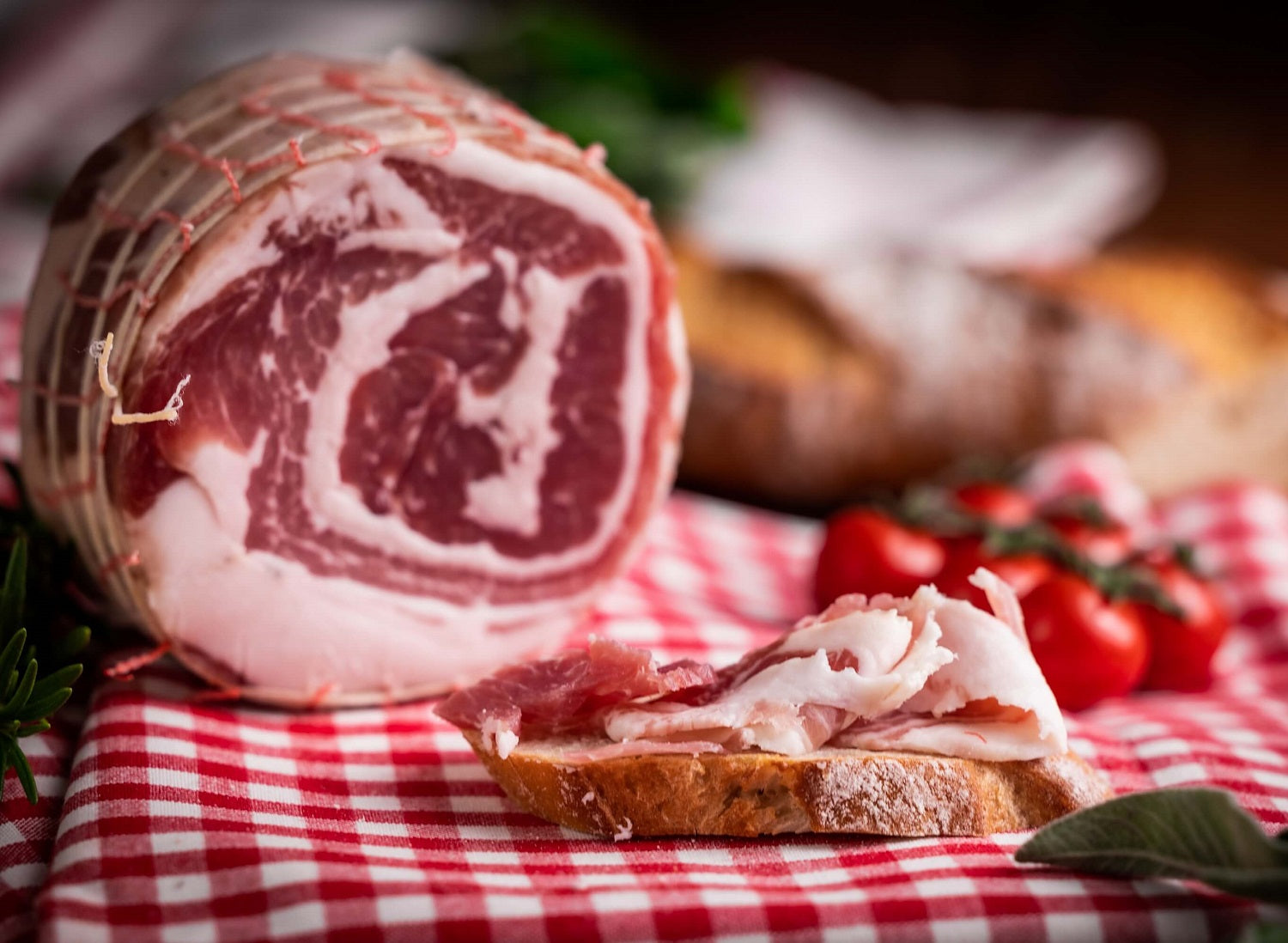 Pancetta Magretta, ideal für CarbonaraSauce, mind. 350g