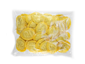 Frische Medaglioni aus der Pastamanufaktur Zia Pina in Verpackung